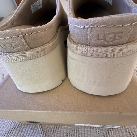 Ugg New Heights Clog - Picture 5 of 7
